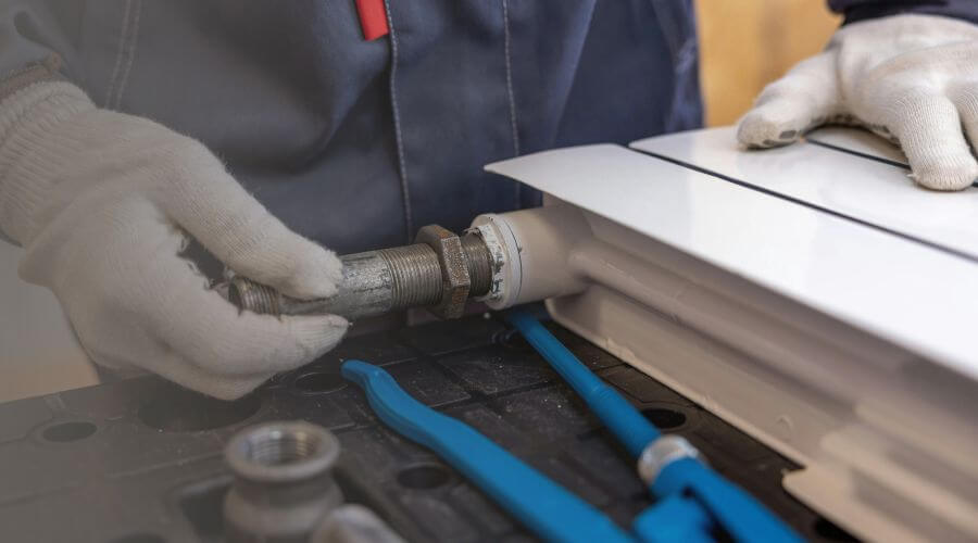 Professional water heater repair in Elkville, IL